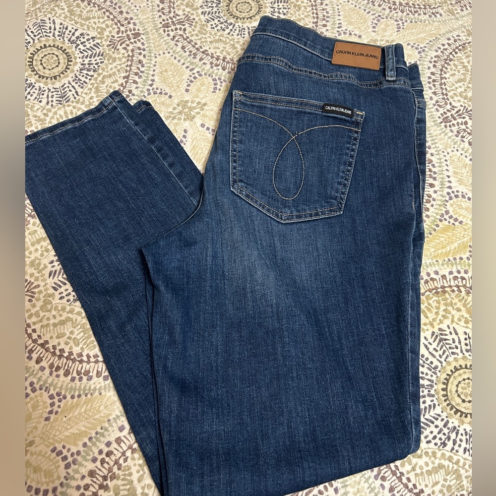 Calvin Klein Jeans Dark Blue MidRise Skinny- Women Size 14- EUC